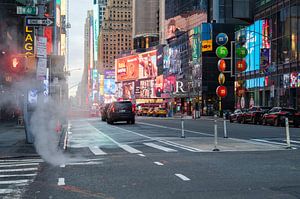 Times Square à New York tôt le matin
