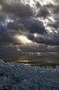 Stürmischer Himmel auf Eis von foto-fantasie foto-fantasie Miniaturansicht