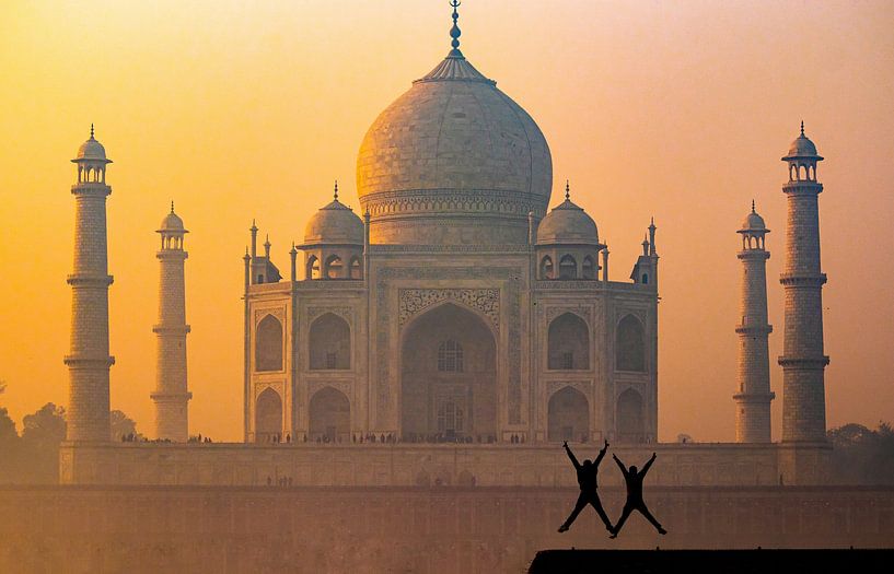 Taj Mahal by Hello Pompoyo