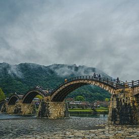 Die hölzernen Bögen in Iwakuni von Teun Ruijters