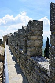 Impressive battlements by Frank's Awesome Travels