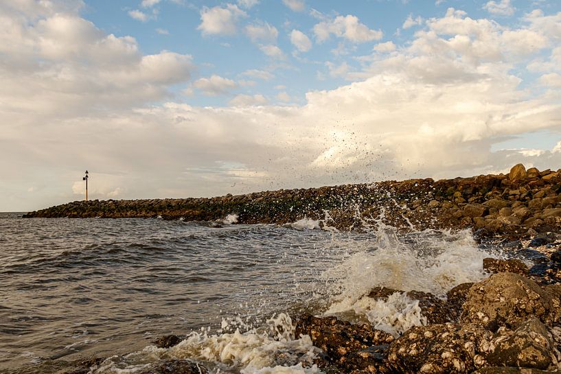 Breakwater by Anjo ten Kate