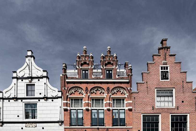 Gables of beautiful canal houses in Alkmaar by Evelien Oerlemans
