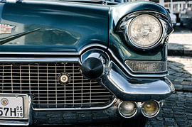Cadillac Sedan deVille 1957: Ein Ausschnitt voller Eleganz