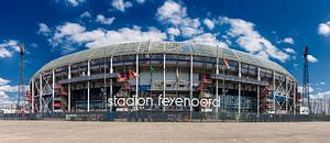 Stadion Feyenoord ofwel De Kuip. Panorama in kleur. van Pieter van Roijen
