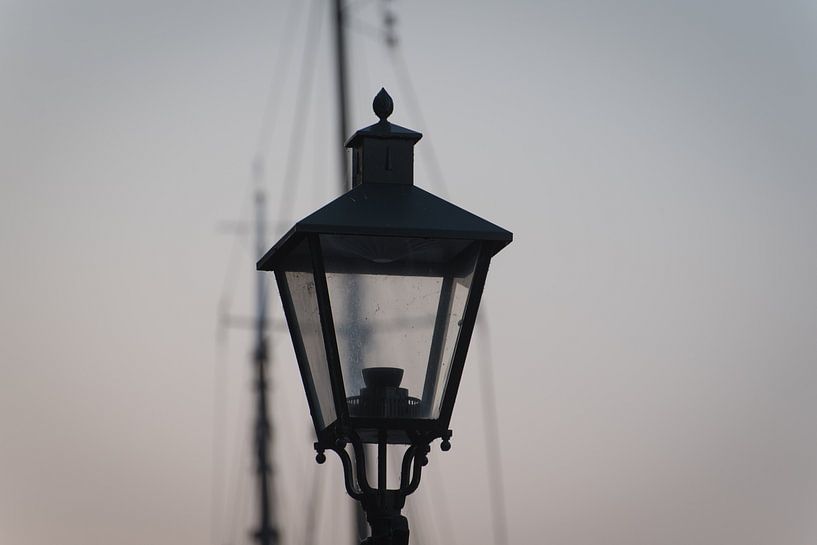 Lamp in the old port of Rotterdam by Etienne Rijsdijk