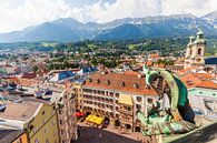 Oude stad van Innsbruck in Tirol van Werner Dieterich thumbnail