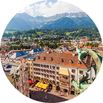 Oude stad van Innsbruck in Tirol van Werner Dieterich