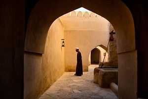 réflexions dans le fort de Nizwa