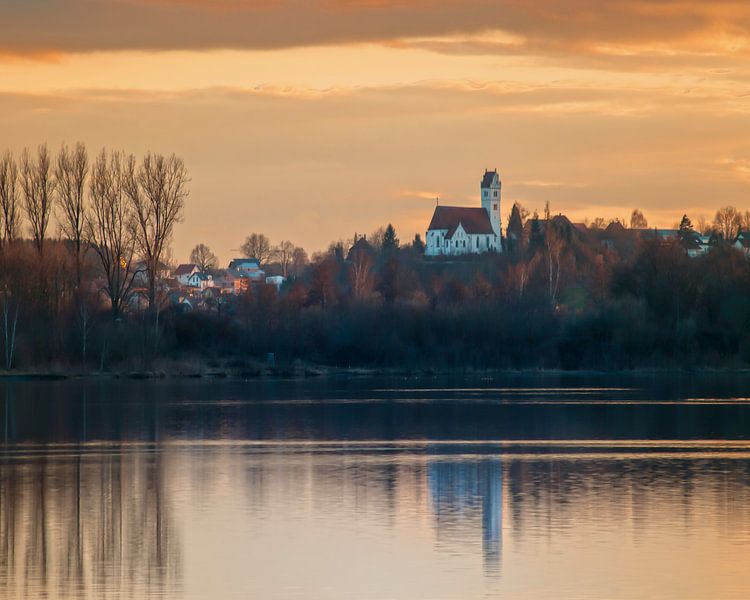 Nature lake and view to St.Martins Church van Photoart-Naegele