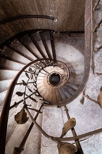 Treppe im verlassenen Theater.