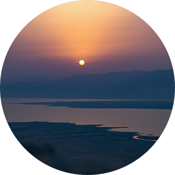 When the sun comes up - Dead Sea van Lotte Sukel