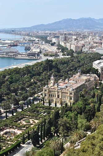 Vue de la ville de Malaga en été
