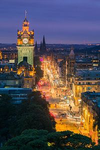 Abend über Edinburgh, vom Calton Hill aus gesehen