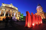 Cinq sculptures sur le Gendarmenmarkt de Berlin par Frank Herrmann Aperçu