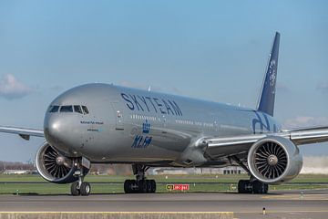 KLM Boeing 777-300 in Skyteam kleurenschema (PH-BVD).