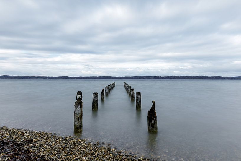 Grijze dag aan het Starnbergmeer van Teresa Bauer