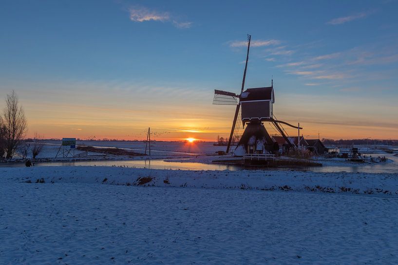 Bonrepas mill between snowy meadows by Stephan Neven