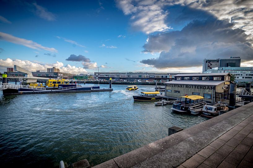 Rotterdamse Watertaxi van Henri van Avezaath