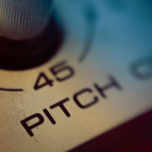 Akai platenspeler close-up (4)