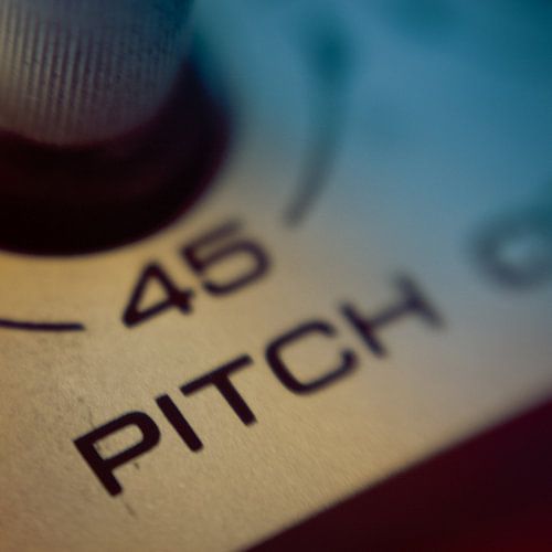 Akai platenspeler close-up (4)