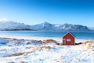 Rode houten hut op het strand van Tilo Grellmann | Photography