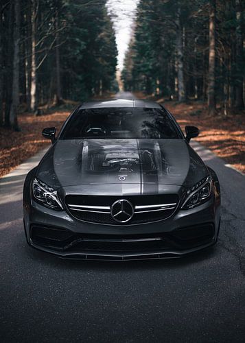 Mercedes AMG C63