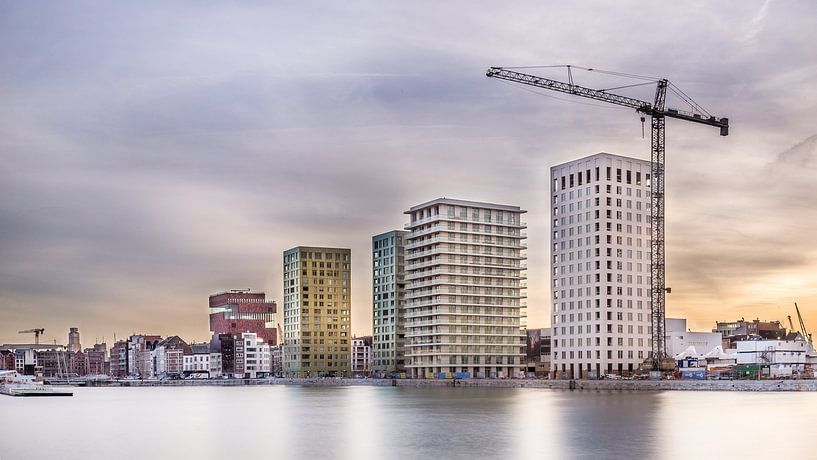 Antwerp Skyline 2 van Tom Opdebeeck
