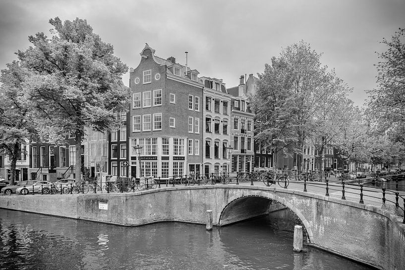 Keizersgracht - Leidsegracht - Amsterdam by Tony Buijse