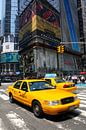 Taxis am Time Square von Menno Heijboer Miniaturansicht