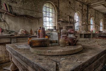 Urbex - pottery workshop