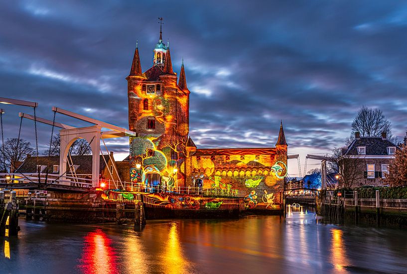 Light art on the South Harbour Gate by Ria Overbeeke