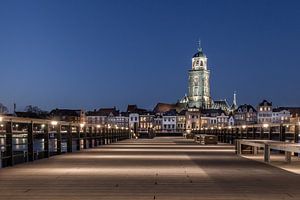 Deventer by night van Vincent Tollenaar