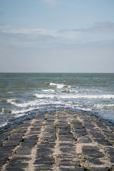 Wind and sea by Rik Verslype