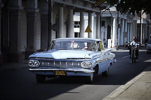 Voiture américaine classique à Cienfeugos Cuba