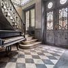 Huis van de Piano speler. van Roman Robroek - Foto's van Verlaten Gebouwen