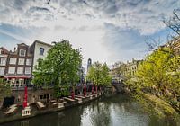 "Uitzicht over de Oude Gracht" en Dom in Utrecht