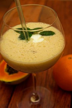 Papaya cocktail met yoghurt, wodka en sinaasappellikeur van Babetts Bildergalerie