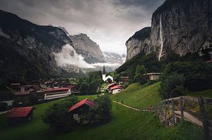 The church of lauterbrunnen von Rob Visser