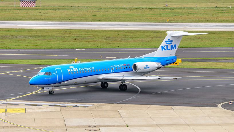 Aviation history: a KLM Fokker 70. by Jaap van den Berg