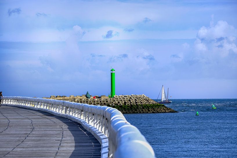 An der Seebrücke von Ostende von Rudi Everaert
