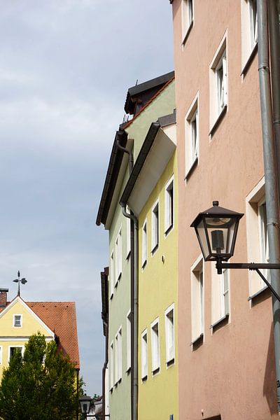 Bunte Häuser in Regensburg von Folkert Jan Wijnstra