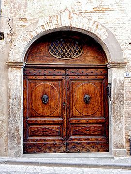 Porte en bois ornée Citta della Pieve 4 Umbria