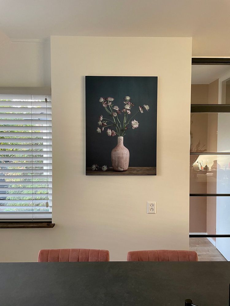 Stilleben mit Astrantia-Zeeuws-Knoten  von Karin Bazuin 