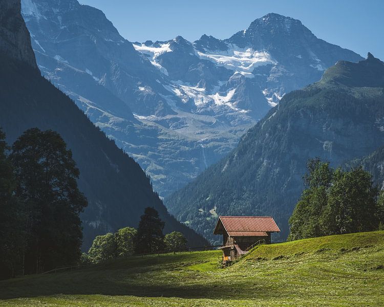 Lauterbrunnen by Jeroen Linnenkamp