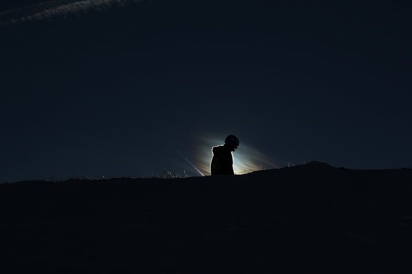 skier in de zon van Joost Brauer