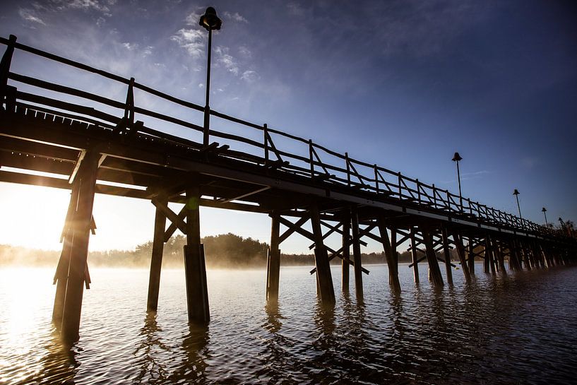 Bridge at sunrise by Jonas Demeulemeester