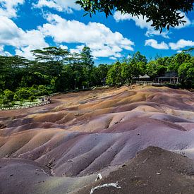 Seven Colored Earth, Mauritius, Afrika by Danny Leij