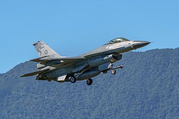 RoCAF Lockheed Martin F-16A Fighting Falcon.