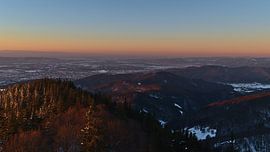 Panorama de la Forêt-Noire avec la ceinture de Vénus colorée en hiver sur Timon Schneider